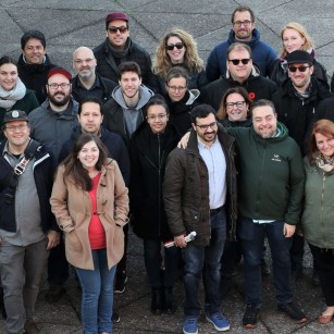 Photo de groupe d'employés.