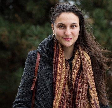 Élodie Champoux, une analyste en intelligence d’affaires à la curiosité et à l’énergie contagieuses!